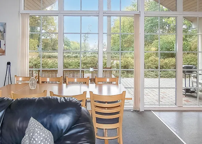 Gronkaer Hoj Vej I Tatil Evi